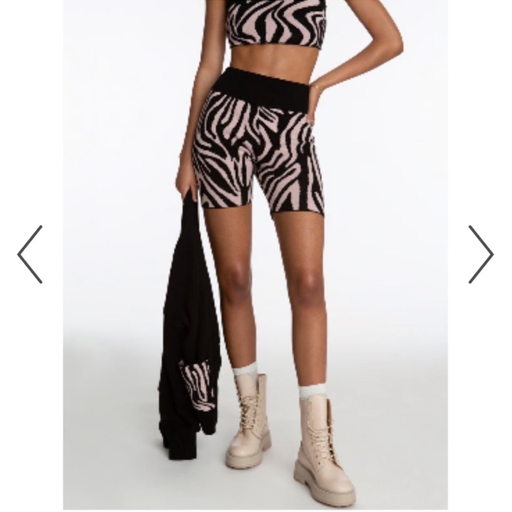 525 America Zebra Print Knit shorts size S NWT